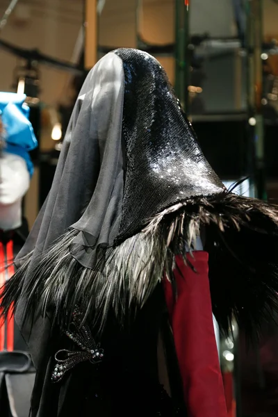 Look 37